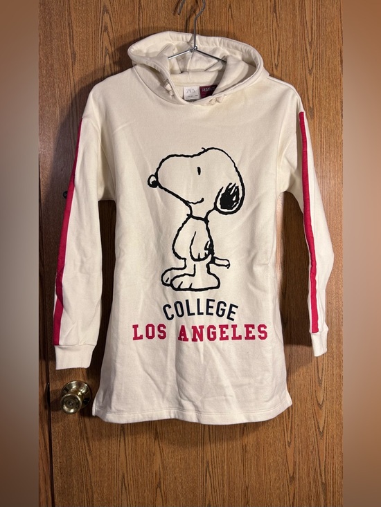Zara Tops - Zara X PEANUTS Los Angeles Varsity College Hoodie - Long